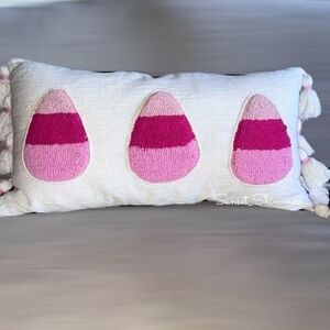 26" Sweet Street Pink Halloween Candy Corn Trio Throw pillow Decor Tassels NEW